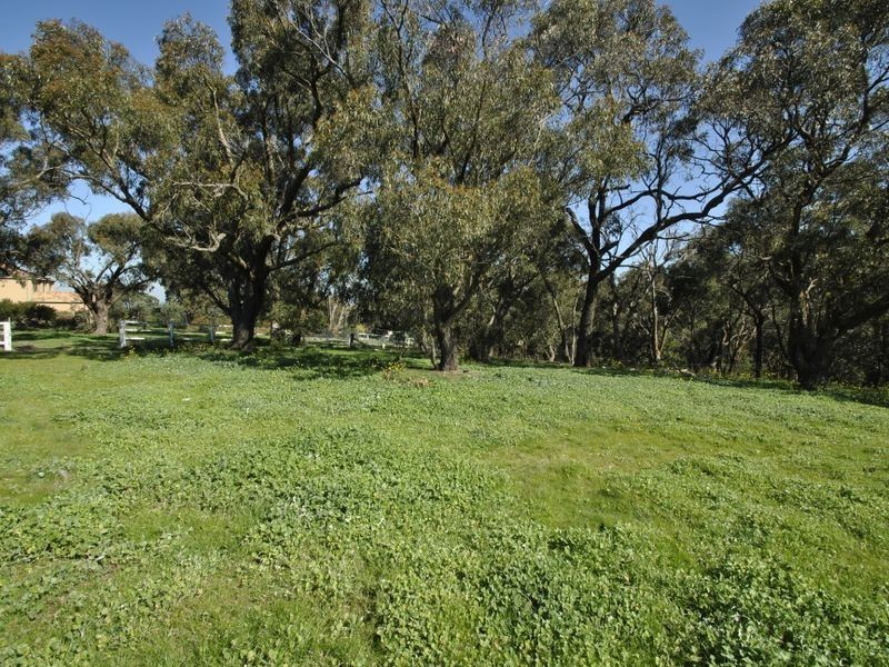4 Siena Ridge, Hidden Valley VIC 3756