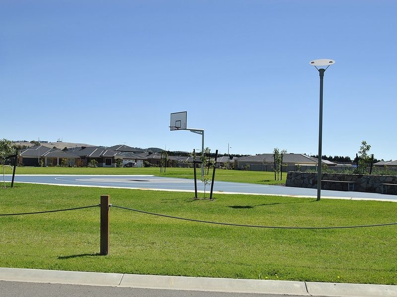 18 & 20 Buckland Hill Drive, Wallan VIC 3756