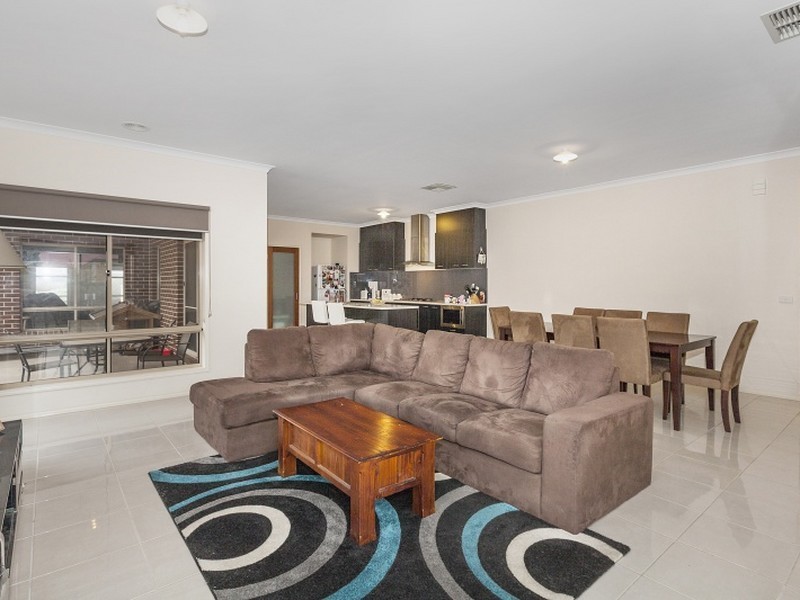 10 Palladium Circle, Beveridge VIC 3753