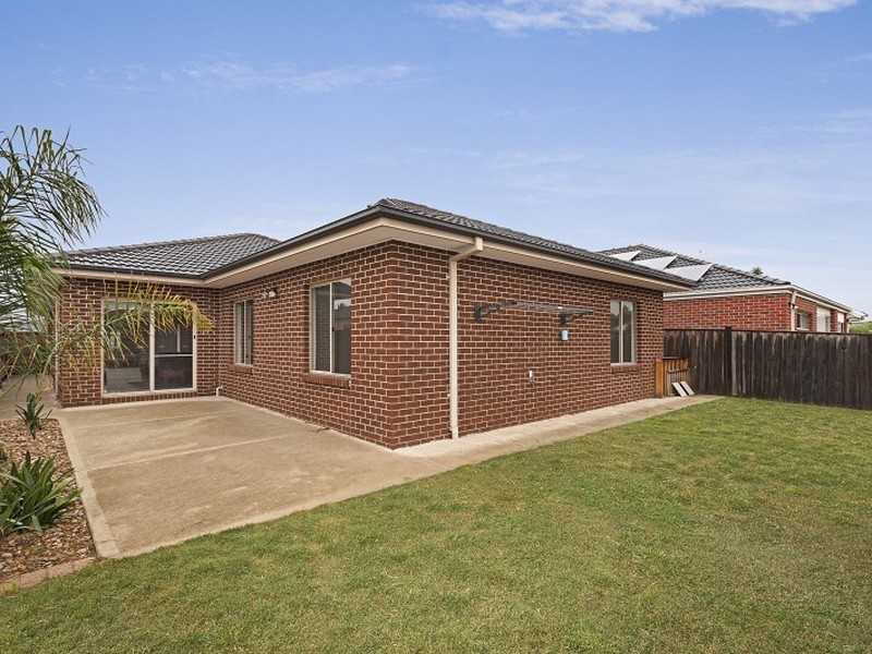 10 Palladium Circle, Beveridge VIC 3753