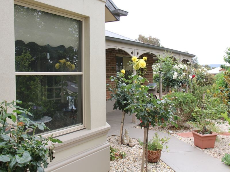 12 Lakeview Drive, Broadford VIC 3658