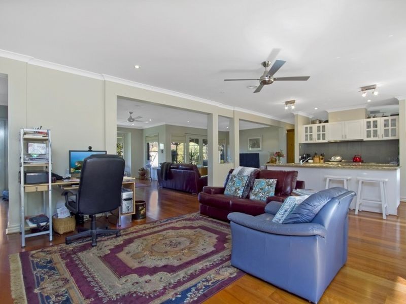 12 Lakeview Drive, Broadford VIC 3658