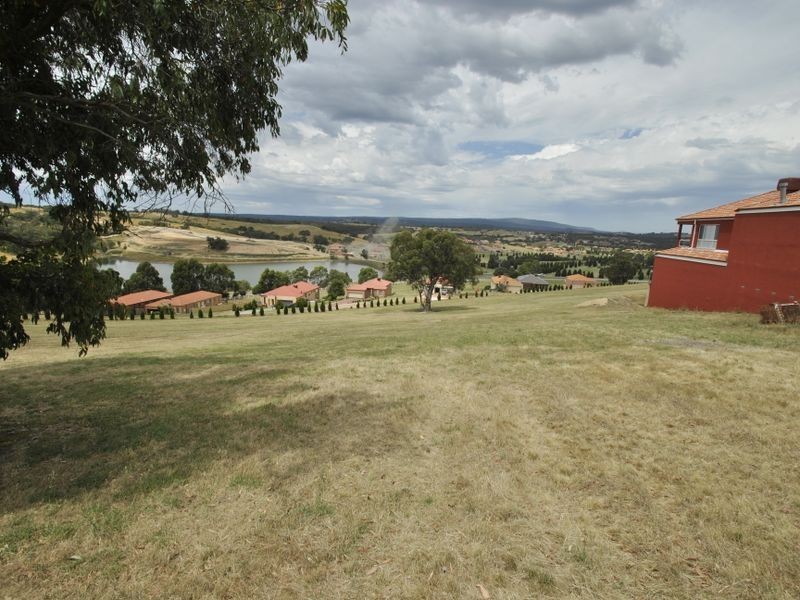 33 Siena Ridge, Hidden Valley VIC 3756