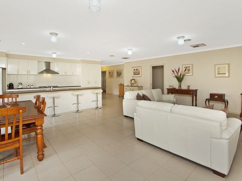 22 Pamela Court, Wallan VIC 3756