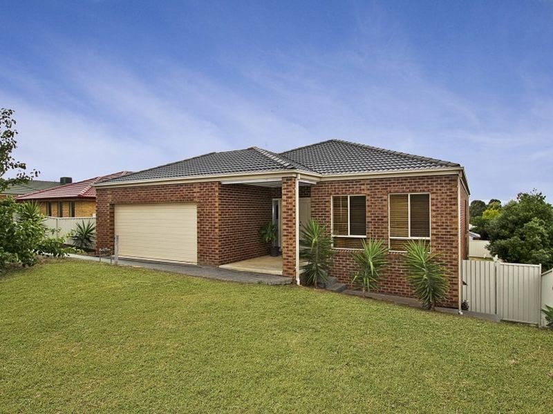 10 Golden Court, Wallan VIC 3756