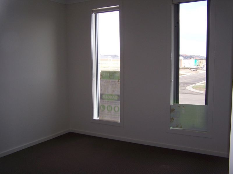 33 Watergum Way, Wallan VIC 3756