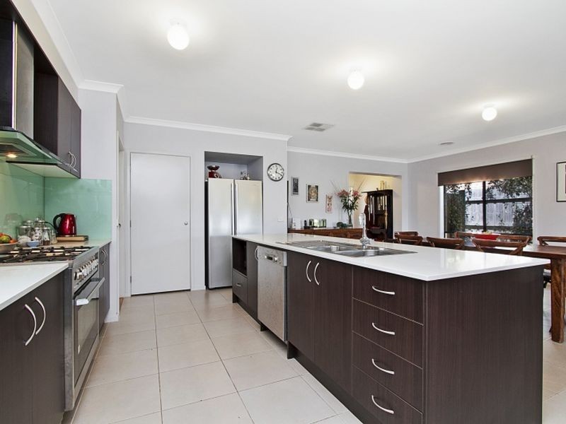 247 Hidden Valley Boulevard, Hidden Valley VIC 3756