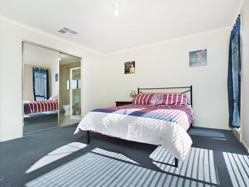 2 Banksia Court, Kilmore VIC 3764