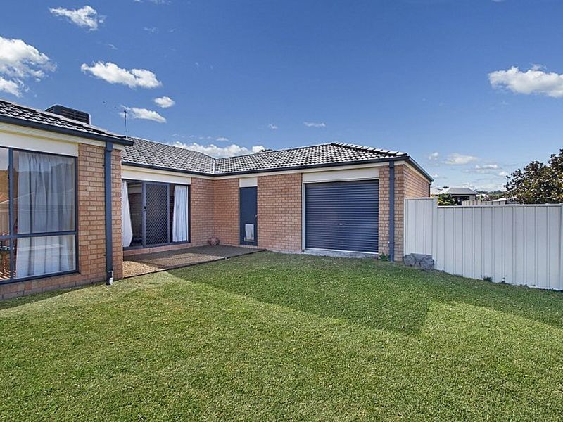 2 Banksia Court, Kilmore VIC 3764
