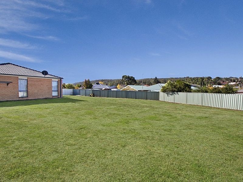 2 Banksia Court, Kilmore VIC 3764
