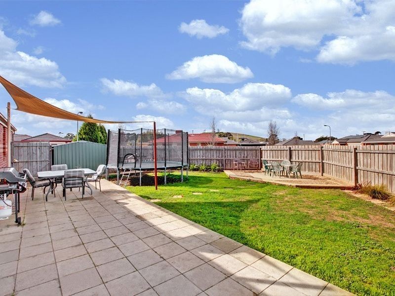 14 MacDonald Close, Wallan VIC 3756