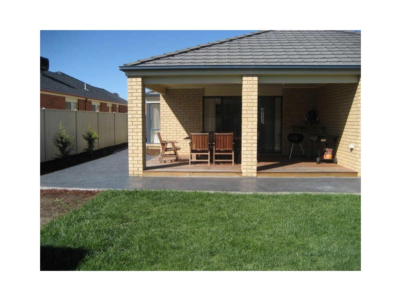 1 Alan Drive, Wallan VIC 3756
