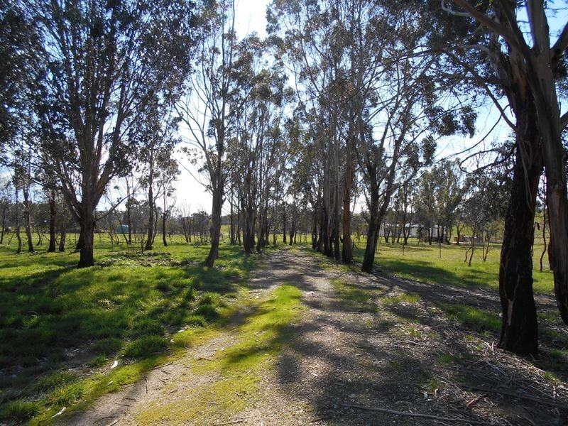 51 Glendonald Lane, Darraweit Guim VIC 3756