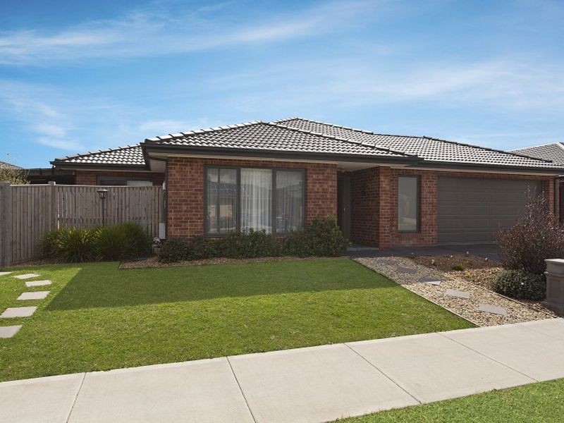 48 Palladium Circle, Beveridge VIC 3753