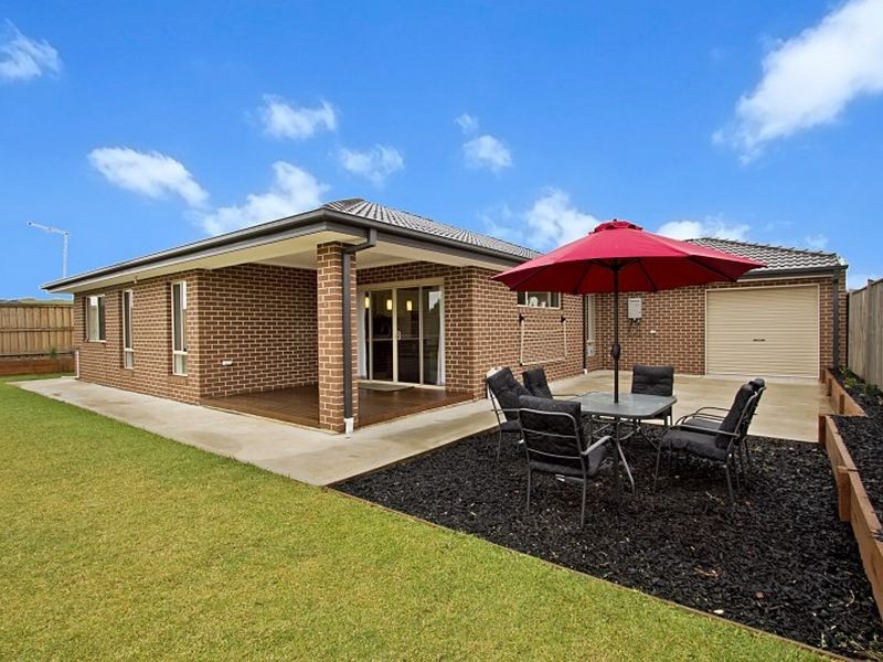 2 Grevillea Court, Wallan VIC 3756