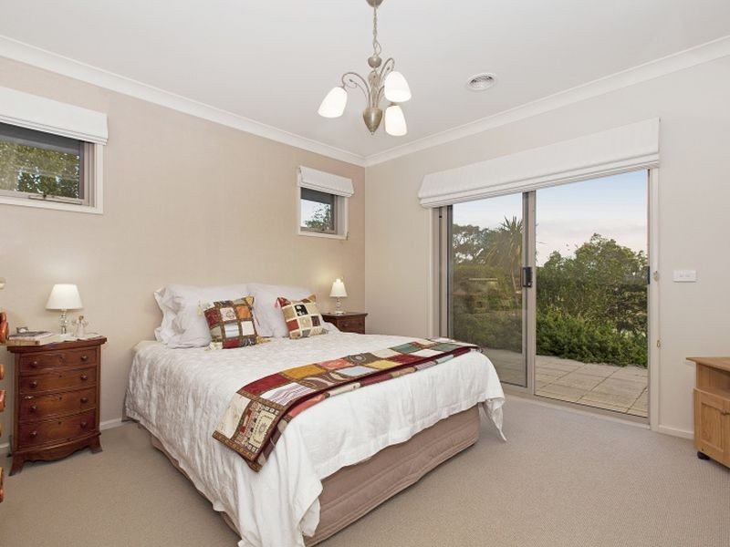 700 Valley Drive, Hidden Valley VIC 3756