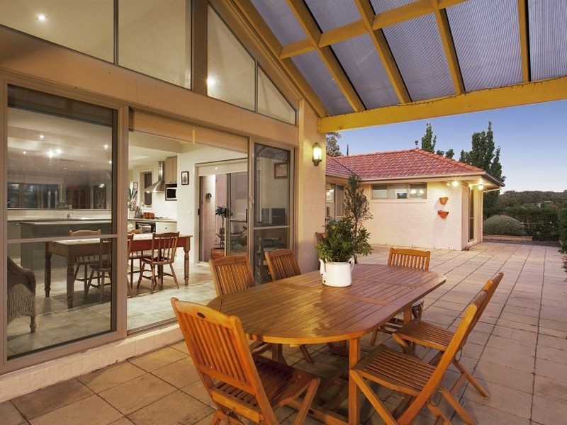 700 Valley Drive, Hidden Valley VIC 3756