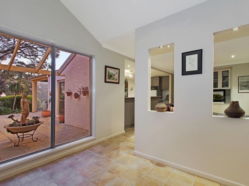 700 Valley Drive, Hidden Valley VIC 3756