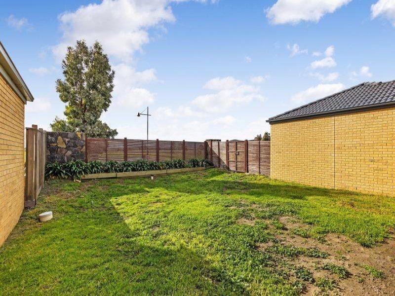 25 Lithgow Street, Beveridge VIC 3753