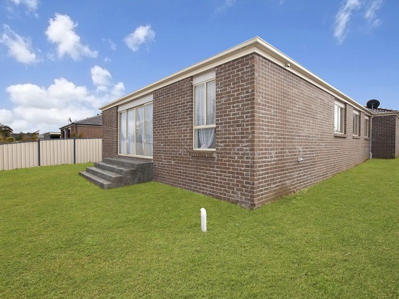 44 Adrian Circuit, Wallan VIC 3756