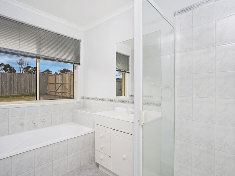 9 Osborne Way, Wallan VIC 3756