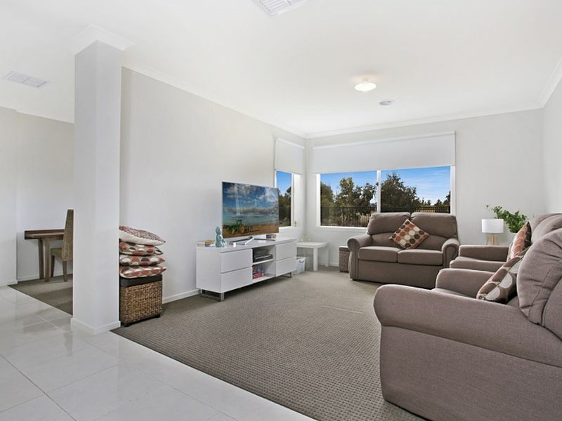 13 Angel Way, Beveridge VIC 3753