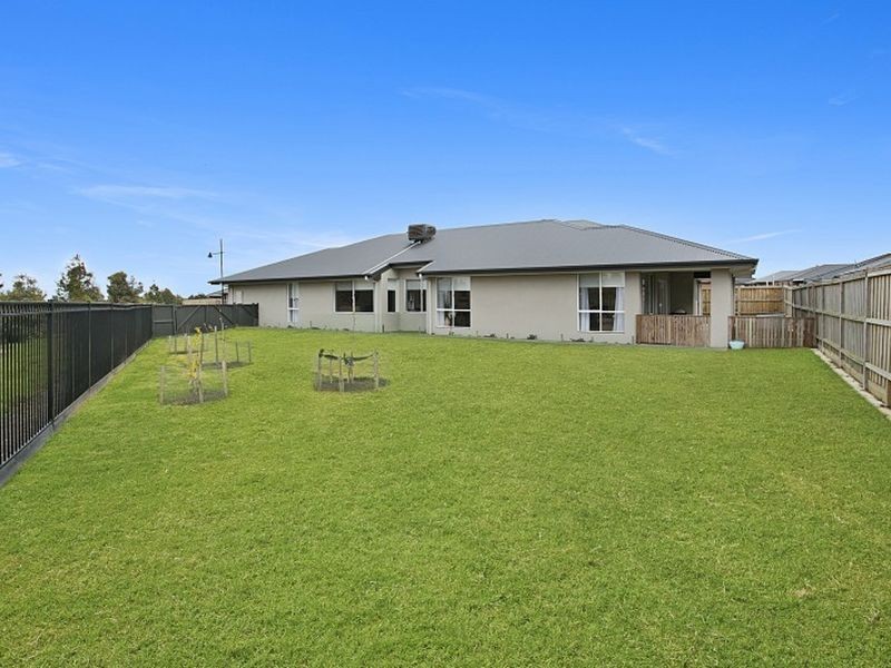 13 Angel Way, Beveridge VIC 3753