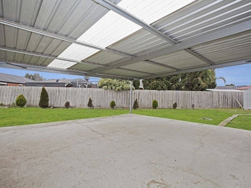4 Crystal Close, Wallan VIC 3756