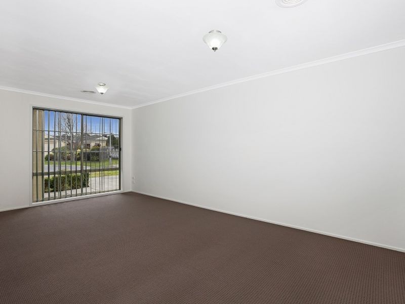 4 Crystal Close, Wallan VIC 3756