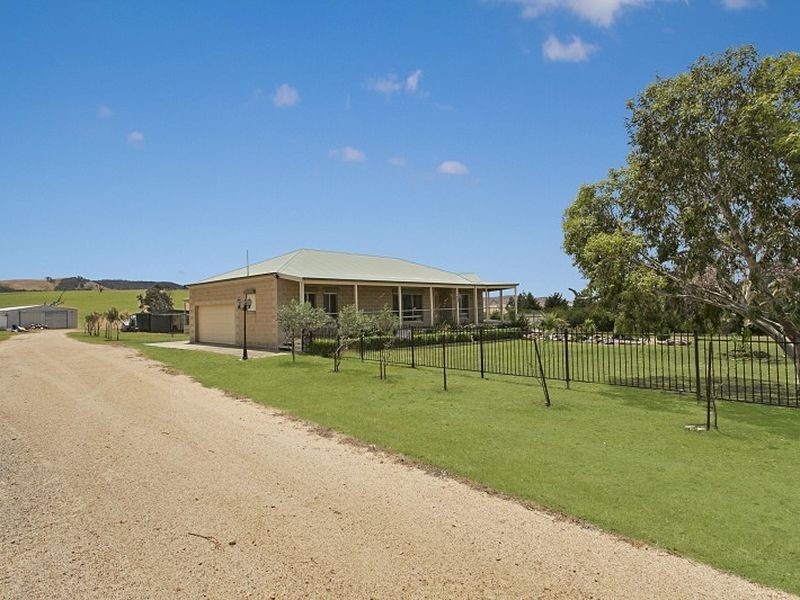 24 Porcupine Court, Chintin VIC 3756