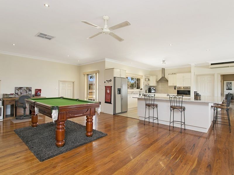 24 Porcupine Court, Chintin VIC 3756