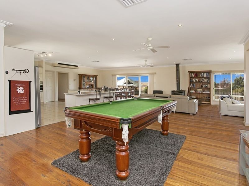 24 Porcupine Court, Chintin VIC 3756