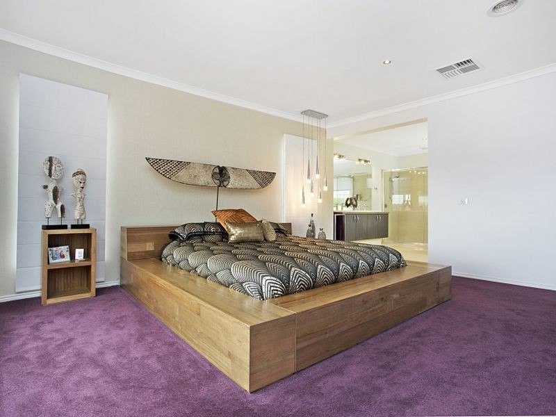 2 Carmelo Court, Hidden Valley VIC 3756