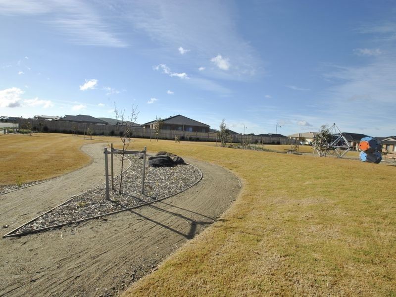 45 Golf Links Drive, Beveridge VIC 3753