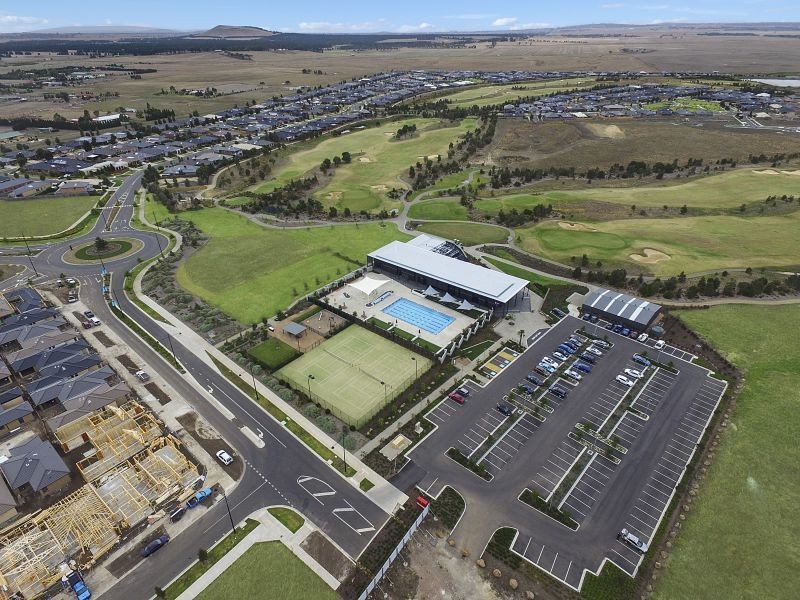 45 Golf Links Drive, Beveridge VIC 3753