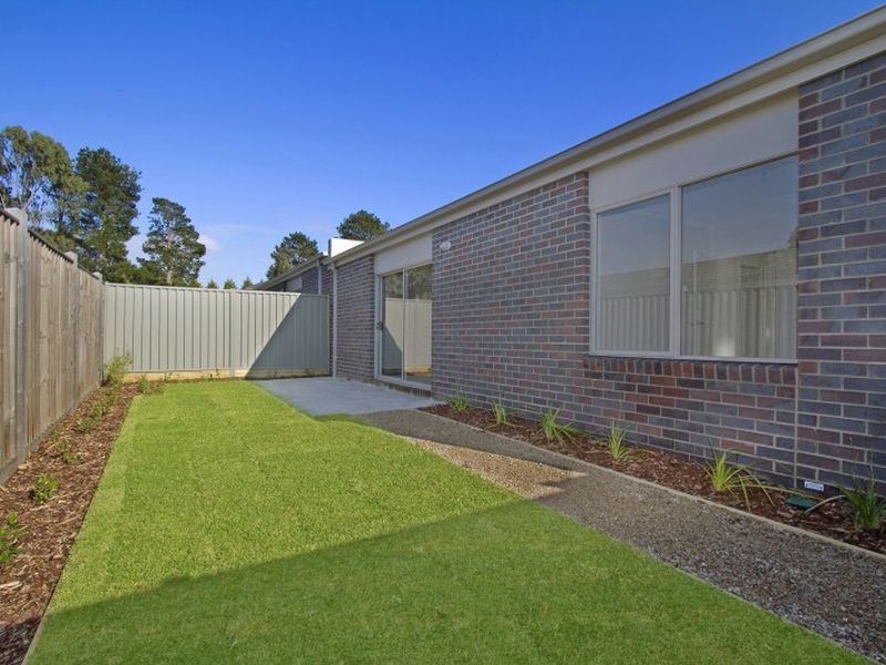 9/43 Darraweit Road, Wallan VIC 3756