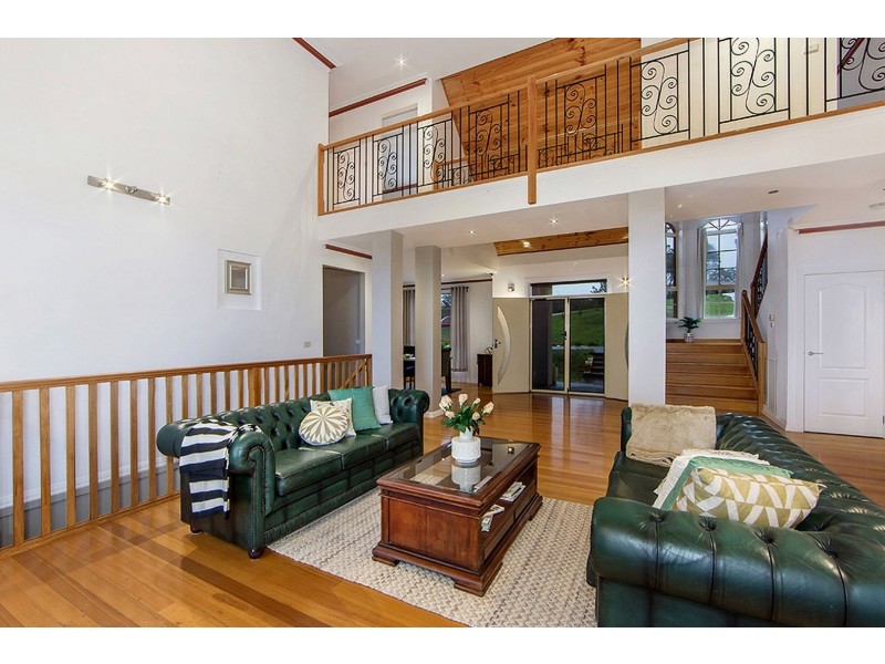 2 Mountain Ash Court, Hidden Valley VIC 3756