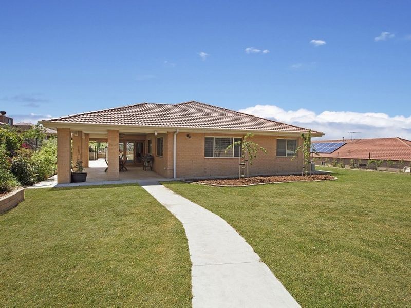 41 Carmelo Court, Hidden Valley VIC 3756