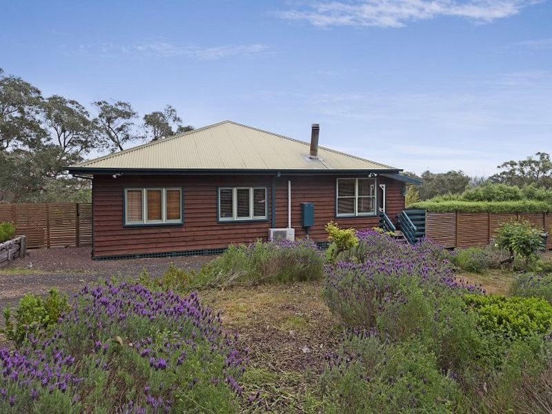 121 North Mountain Road, Heathcote Junction VIC 3758