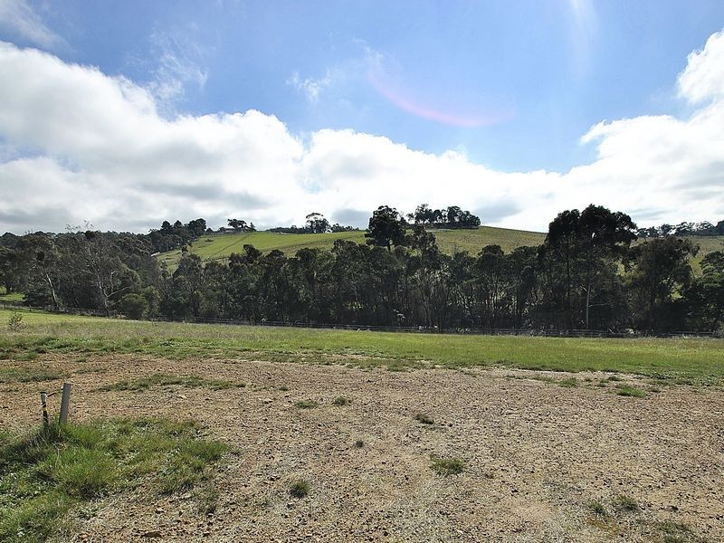 30 Aurina Drive, Hidden Valley VIC 3756