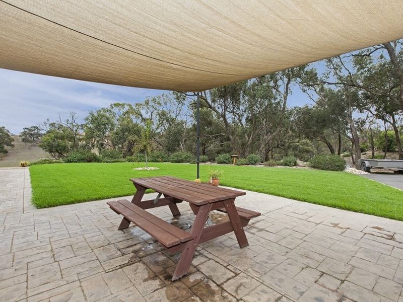 18 Villa Cora, Hidden Valley VIC 3756
