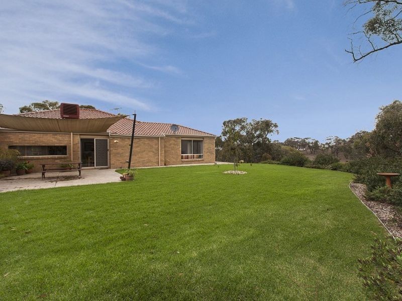 18 Villa Cora, Hidden Valley VIC 3756
