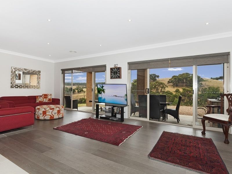 84 Valley Drive, Hidden Valley VIC 3756