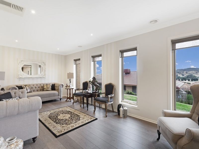 84 Valley Drive, Hidden Valley VIC 3756