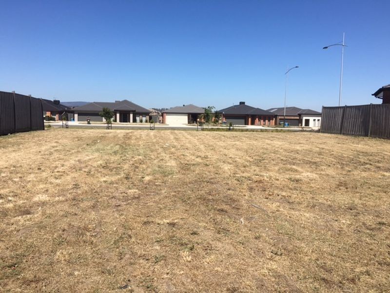 136 Wallara Waters Boulevard, Wallan VIC 3756