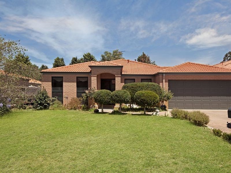 68 Augusta Way, Hidden Valley VIC 3756