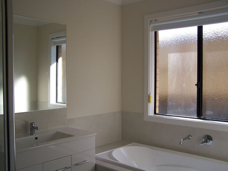 6 Boronia Avenue, Wallan VIC 3756