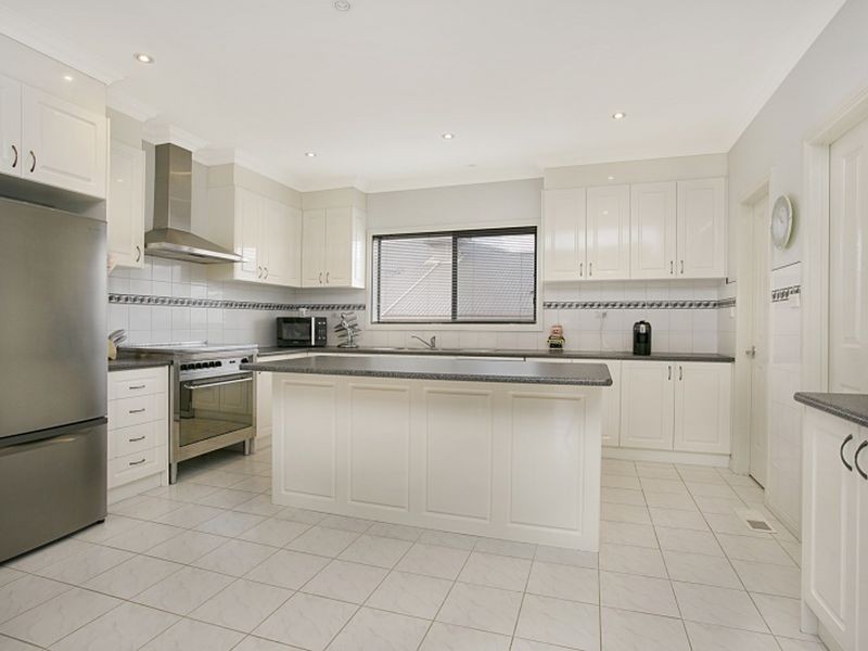21 Pamela Court, Wallan VIC 3756