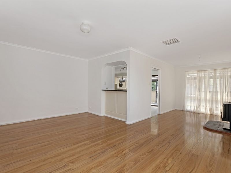 9 Coustley Close, Wallan VIC 3756