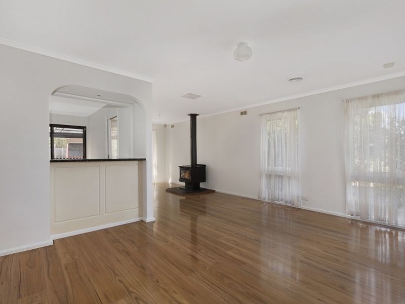9 Coustley Close, Wallan VIC 3756